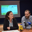 La directora académica de San Gabriel, Aintzane Bernaola, junto al director pedagógico del colegio Vera Cruz, Guillermo Bajo