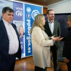 Javier Maroto ha mantenido un encuentro sobre su experiencia municipal en Vitoria con la candidatura de Cristina Ayala al Ayuntamiento de Burgos.