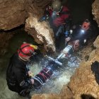 La última expedición en el interior del Pozo Azul culmina con el descubrimiento de 660 nuevos metros.