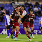 Los jugadores del Burgos CF celebran uno de los goles.