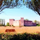 Castillo de los Adelantados en Sotopalacios.