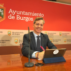El presidente de Promueve Burgos, César Barriada, durante rueda de prensa.