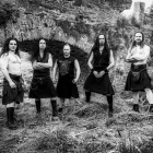 Skiltron, banda de origen argentino afincada en Finlandia.