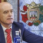 Ángel Manzanedo, concejal de Hacienda, en un momento de su intervención en el Pleno municipal de abril.