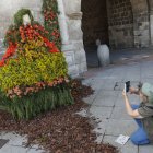 Las Meninas adornan el Arco de Santa María