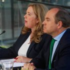 Cristina Ayala (PP) y Fernando Martínez-Acitores (Vox), alcaldesa y vicealcalde de Burgos, respectivamente.