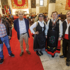 Faustino Jesús González, Evaristo Abajo, Inés Romera, Julia Moreno y Andrés Ruiz, una representación de los burgaleses ausentes.