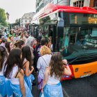 El inicio de las fiestas ‘subió’ a más de 50.000 viajeros diarios a los autobuses municipales.