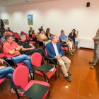 Un momento de la reunión en la sede de la Asociación de Empresarios del Polígono de Villalonquéjar con responsables de Aguas de Burgos.