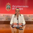 Andrea Ballesteros, en la rueda de prensa para presentar la proposición al Pleno que defenderá el PP.