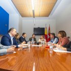 Un momento de la reunión interpalamentaria del PP en la sede de la formación en la calle Calzadas con Borja Suárez y Cristina Ayala, entre otros cargos públicos.