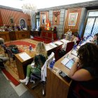 Vista general de la sala de Plenos del Ayuntamiento de Burgos, durante la sesión del mes de octubre.