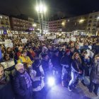 Concentración en la Plaza Mayor de Burgos en apoyo a las tres ONG vetadas por Vox.