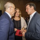 El vicealcalde y la alcaldesa coincidieron anoche en la entrega de los premios AJE junto a los presidentes provinciales de Vox y PP, Iñaki Sicilia y Borja Suárez.