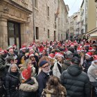 Así fue el multitudinario fiestón en el 'vermut lotero' del Pez de San Lorenzo y el Encarna’s.