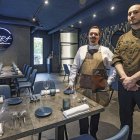 Álvaro Díaz y Diego Sancho, en el restaurante Aura Gastronómica.