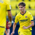 Adriano llega cedido por el Villarreal.