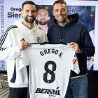 Grego Sierra con Michu.