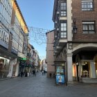 La calle Isilla es la principal avenida comercial de Aranda