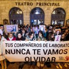 Concentración de repulsa contra el crimen de Andrea.