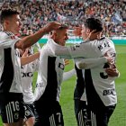 Los jugadores celebran el primer gol del Burgos CF.
