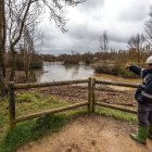 Las obras en el Humedal de Fuentes Blancas pretenden mejorar el flujo del agua que llega para ganar en biodiversidad.