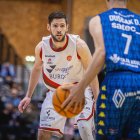 Gran dirección de juego de Gudmundsson, brillante en el último cuarto.