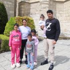 Kerollos, Hanan y sus cuatro hijos se han instalado en la pequeña localidad burgalesa.