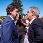 Mañueco a su llegada al curso universitario Prensa y Poder que organiza Graciano Palomo en San Gabriel
