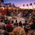 Instante del espectáculo que acercará a la capital burgalesa la compañía La Baldufa.