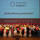 Graduación de la promoción 24-25 en la Universidad Isabel I