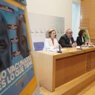 El consejero de Sanidad, Alejandro Vázquez Ramos, presenta la campaña de vacunación de la gripe, la COVID-19 y el VRS.