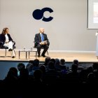 María González Corral, con el director de El Correo de Burgos, Ricardo G. Ureta, y Jorge Sicilia (Ibercaja).