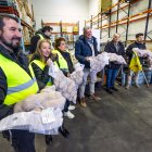 Entrega de patatas al Banco de Alimentos de Burgos por parte del sector agrario.
