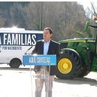 Mañueco durante la presentación de la caravana del PP en Segovia.