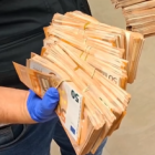 Dinero incautado por la Guardia Civil.
