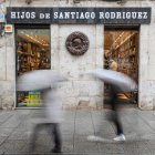 Exterior de la librería Hijos de Santiago Rodríguez.