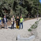 Unn momento de la visita a las obras de la nueva senda peatonal y ciclista a Cortes.