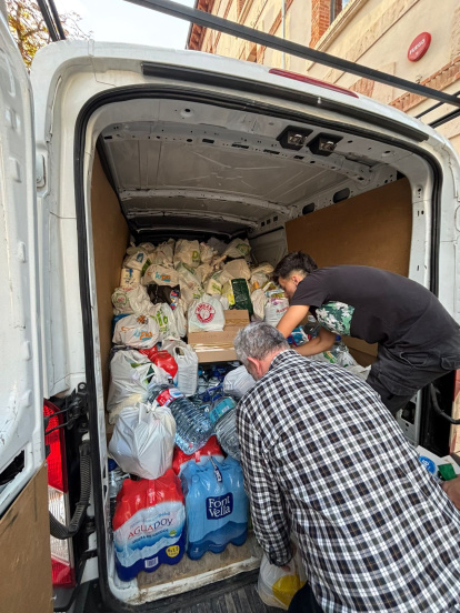 Los almacenes se llena de solidaridad