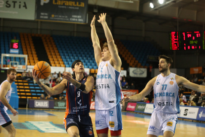 Caio Pacheco.