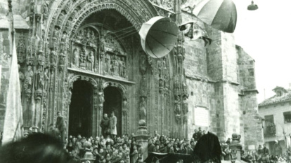 Bajada del Ángel en los años 50 del siglo XX en Aranda.