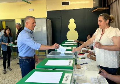 El presidente del Senado, Ander Gil, votó en Villasana de Mena.