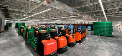 Vehículos de carga para rebajar el tiempo de preparación de los pedidos, optimizar los recursos físicos y reducir el sobreesfuerzo.