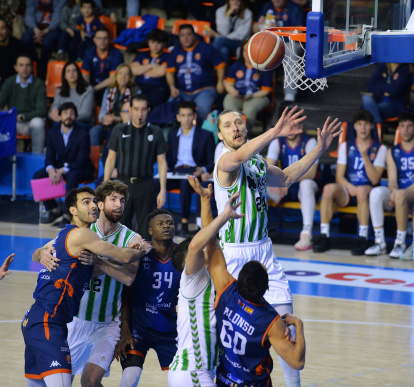 Imagen del partido entre el Tizona y el Betis.