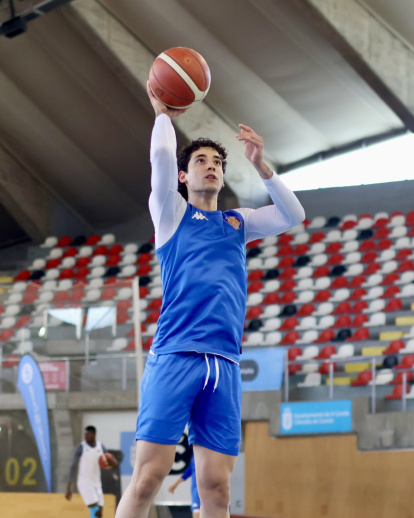 Pacheco en un entrenamiento en A Coruña, en el pabellón en el que ahora jugará como local.