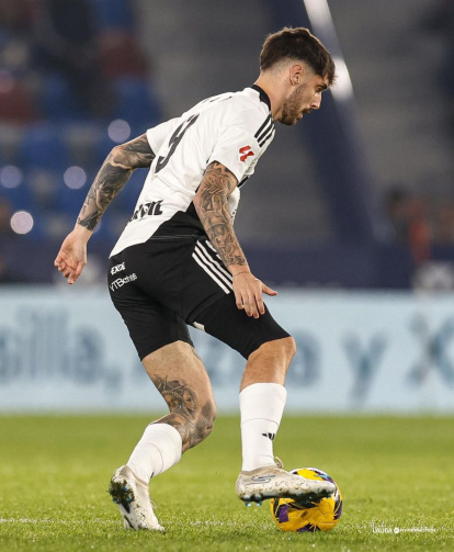 Imagen del partido entre el Levante y el Burgos CF.