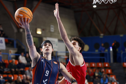 Imagen del partido entre el Grupo Ureta Tizona Burgos y el Cartagena.