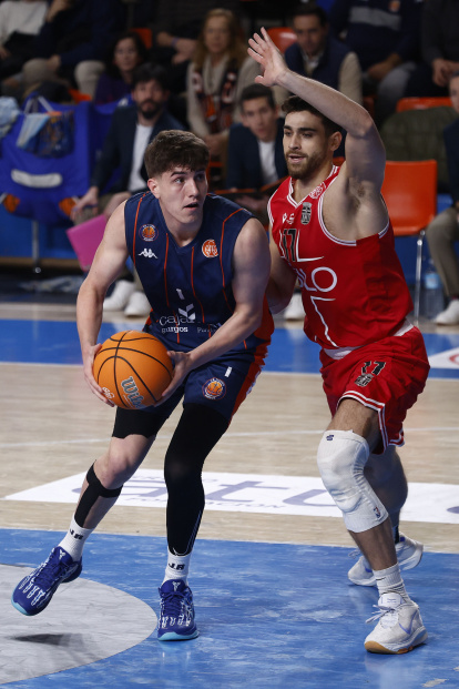 Imagen del partido entre el Grupo Ureta Tizona Burgos y el Cartagena.