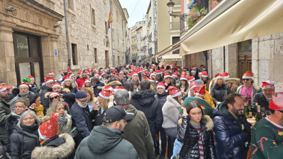 Un momento del 'vermut lotero' del Pez de San Lorenzo y el Encarna’s.
