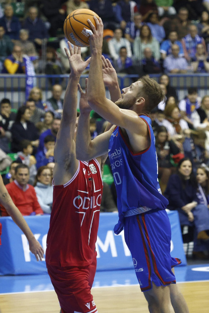Partidazo en el Coliseum con un gran ambiente en las gradas